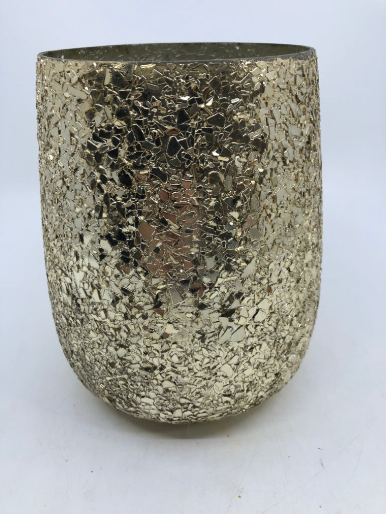 GOLD GLITTER CANDLE HOLDER.