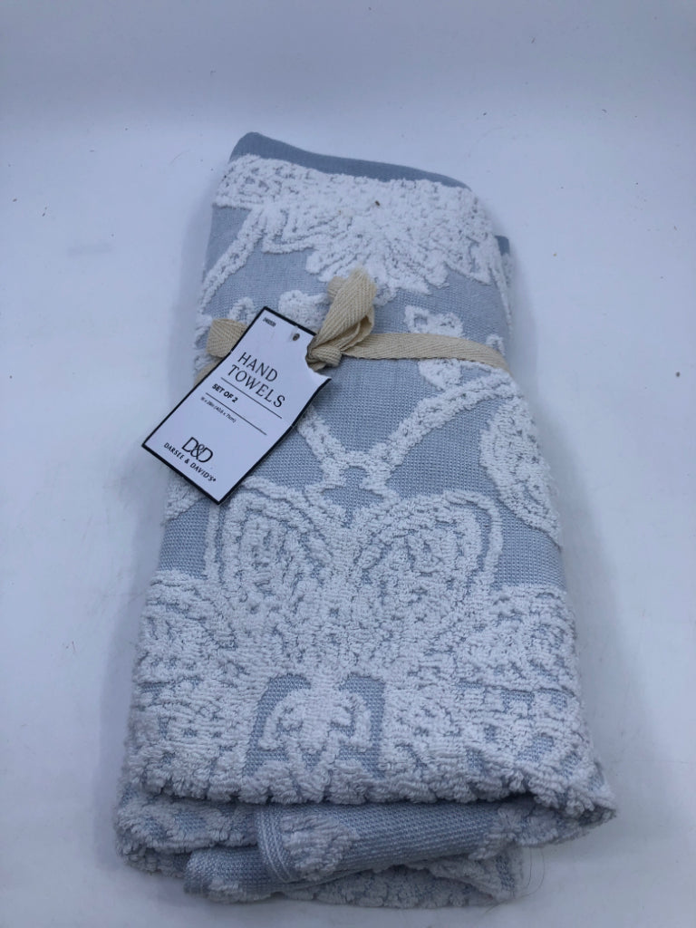 NWT 2 BLUE/WHITE HAND TOWELS