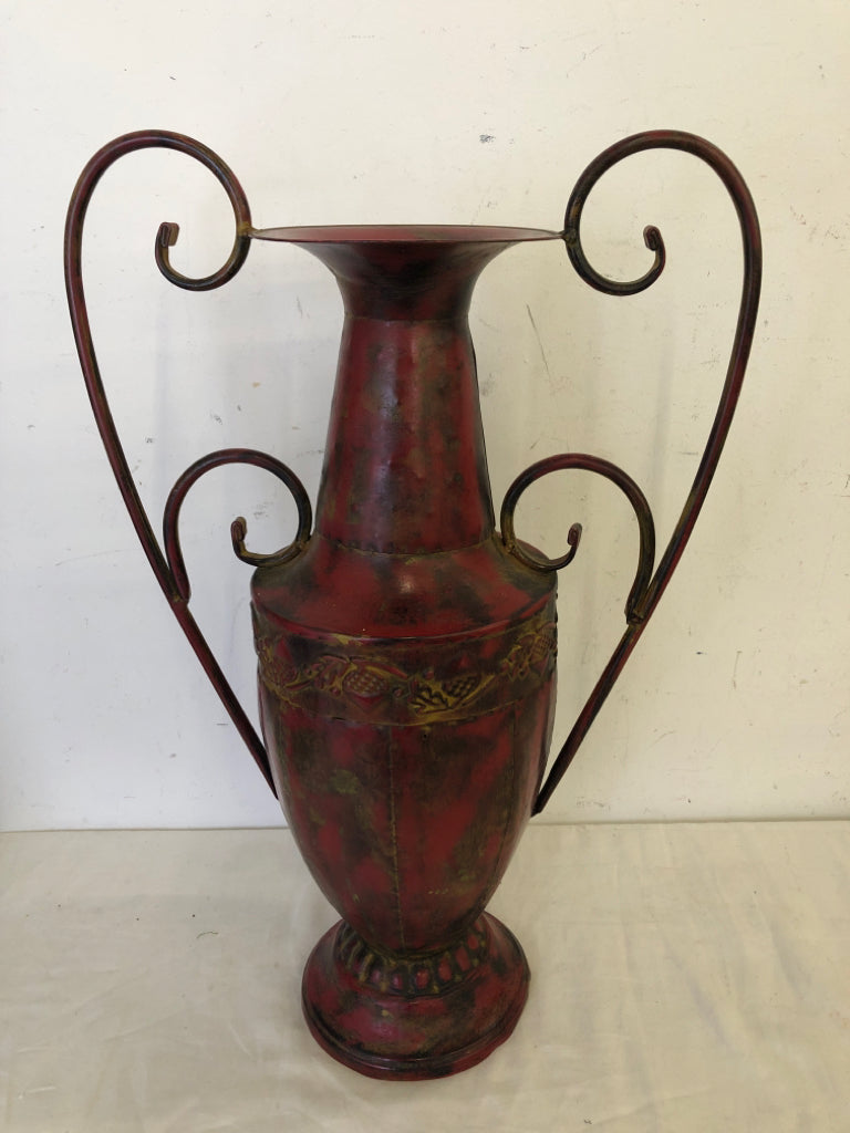 DISTRESSED RED DECORATIVE VASE W/SWIRL ARMS.