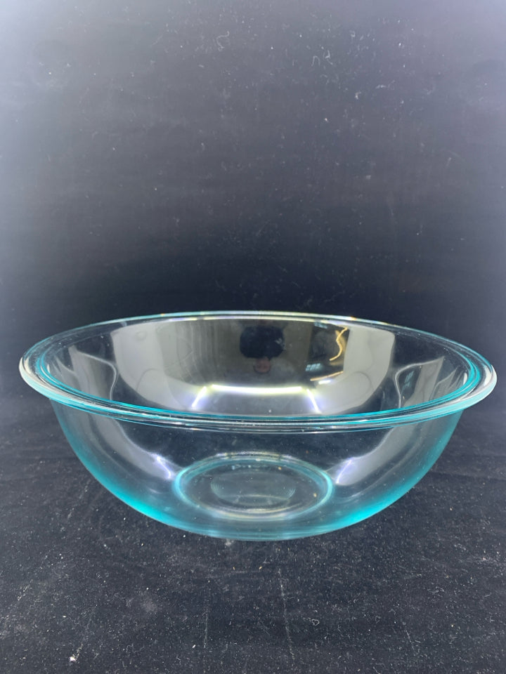 PYREX LARGE GLASS BOWL.