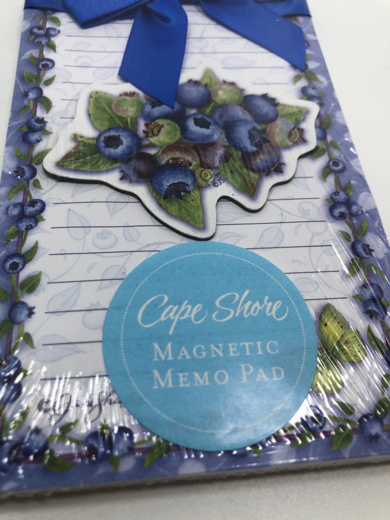 NIP BLUEBERRY MAGNETIC MEMO PAD