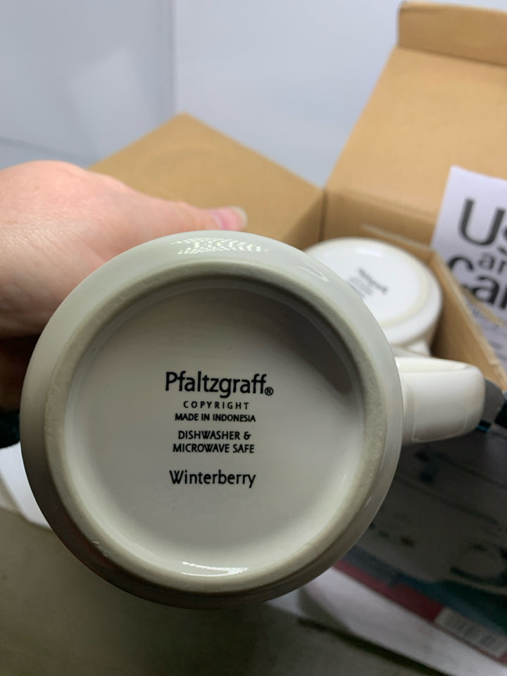 4 PFALTZGRAFF WINTERBERRY MUGS.
