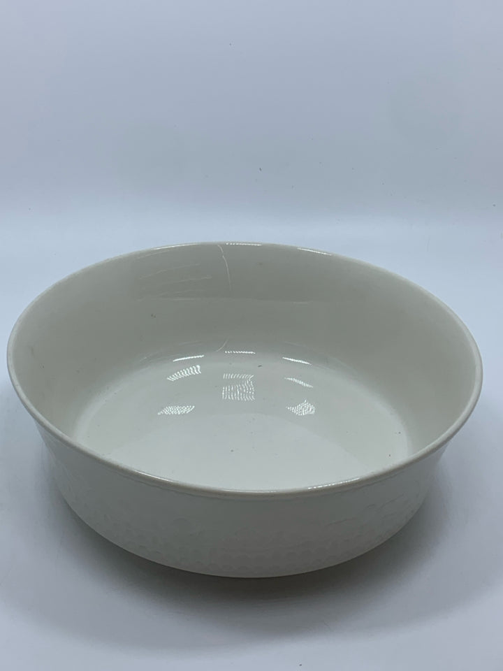 VTG CAREFREE CALYPSO CHINA WHITE EMBOSSED SERVING BOWL.