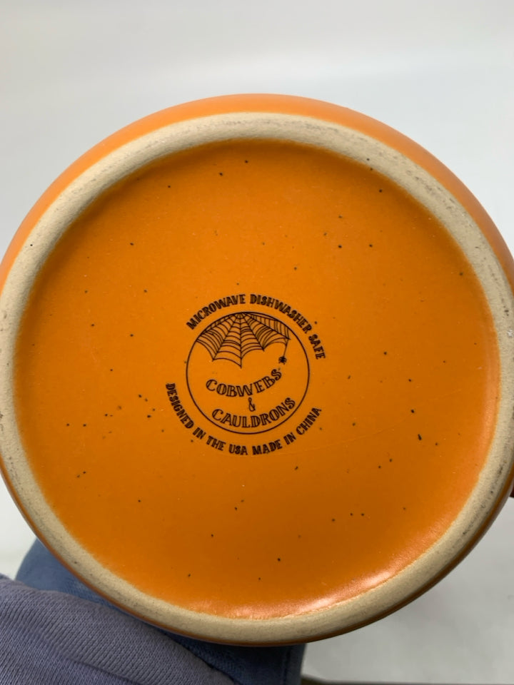 ORANGE JACK O LANTERN AND BLACK CAT LARGE MUG.