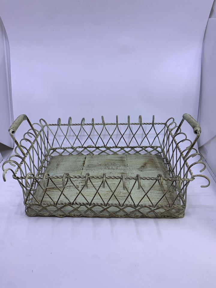 LIGHT GREEN WIRE BASKET TRAY DISTRESSED DESIGN W/HANDLES.