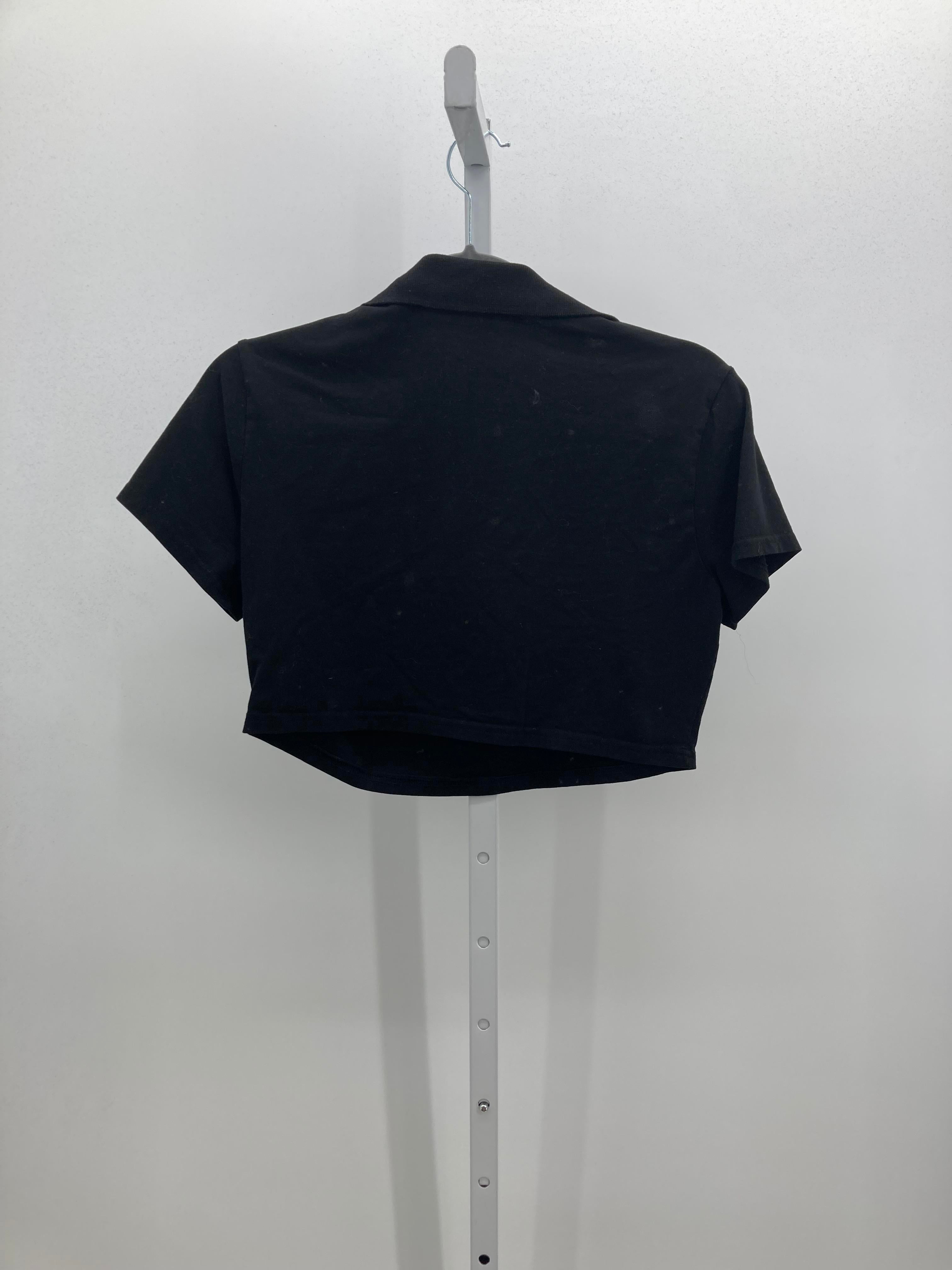 Divided Size Large Juniors Short Sleeve Shirt