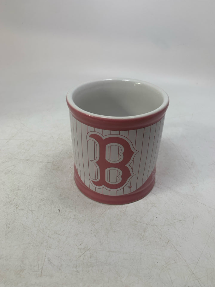 BOSTON RED SOX MUG.