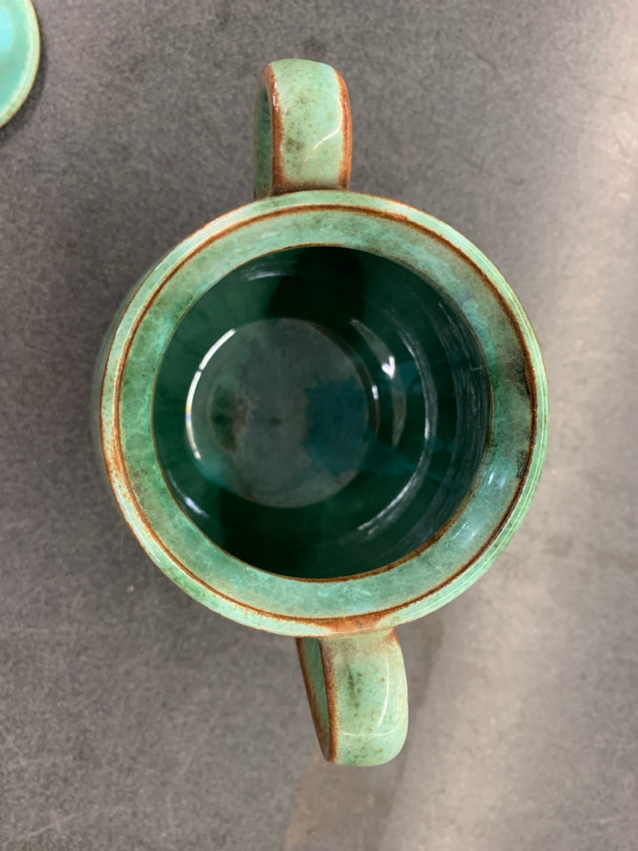 TEAL CERAMIC SUGAR DISH W/LID.