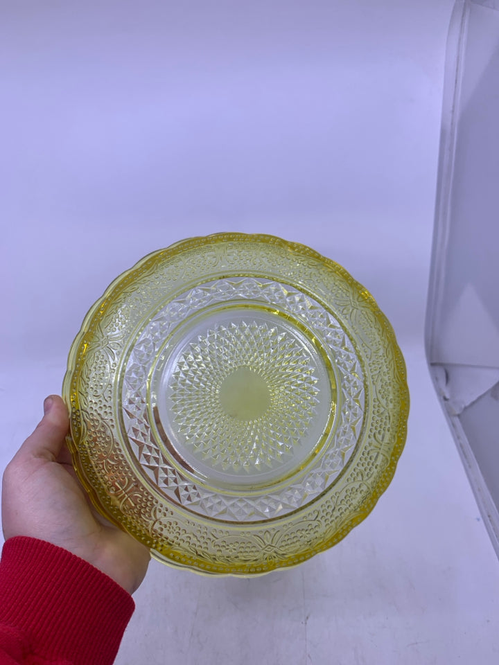 VTG YELLOW PRESSED GLASS FLARED TOP BOWL.