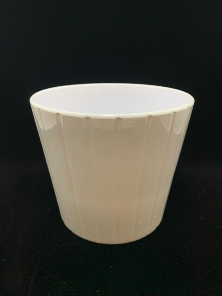 WHITE GLAZED TERRA COTTA PLANTER.