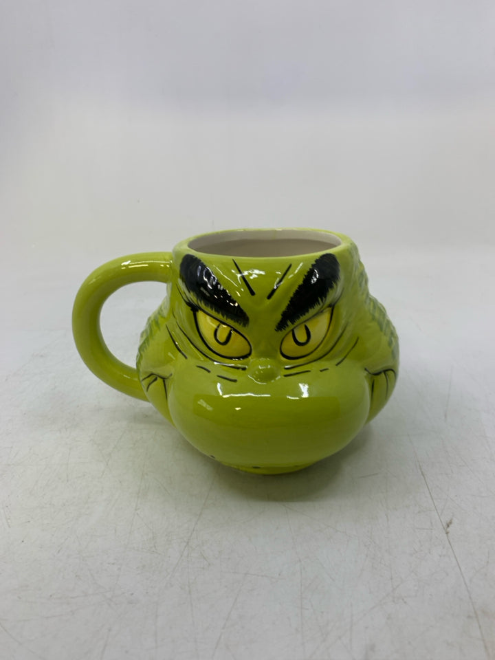 CERAMIC GRINCH FACE MUG.