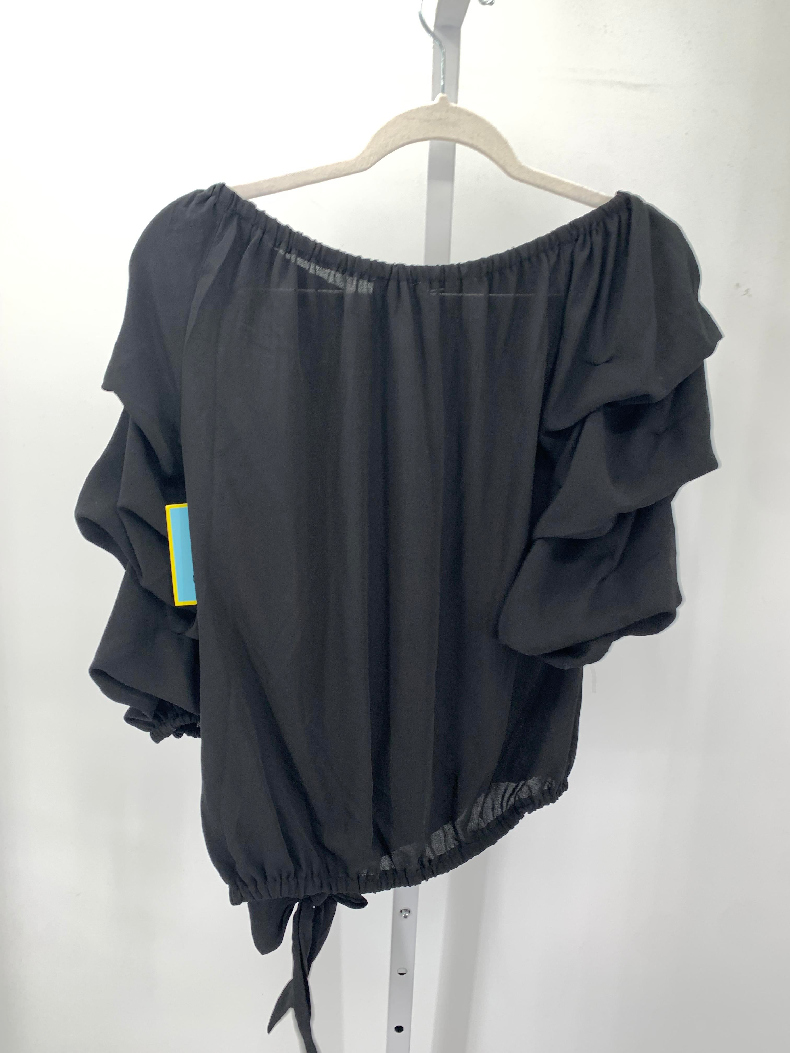 Size Small Misses Short Sleeve Shirt
