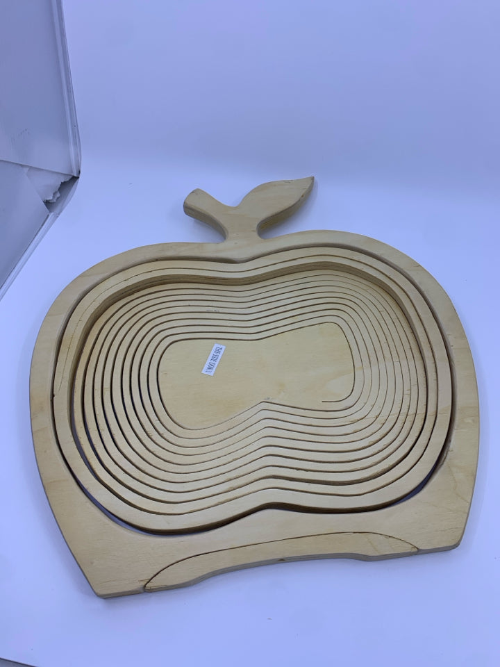 ABSTRACT BLONDE WOOD APPLE SHAPED FRUIT BASKET.