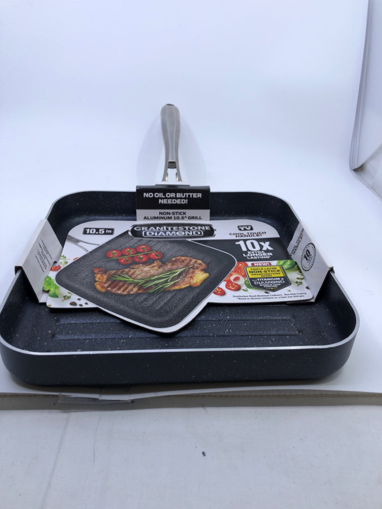 NIP NON-STICK ALUMINUM GRILL.
