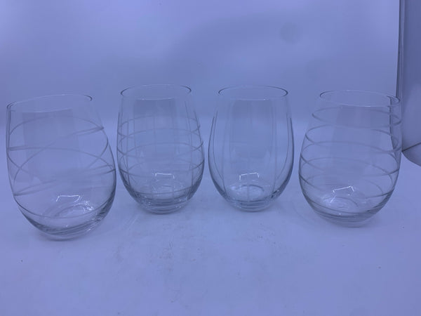 4 FROSTED PATTERNED STEMLESS WINE GLASSES.