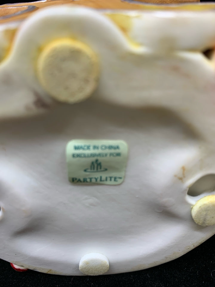 2PC GINGERBREAD TEA LIGHT HOLDERS.