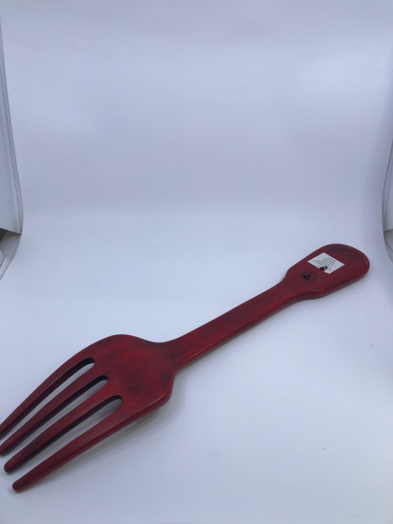 LARGE RED FORK WALL HANGING.