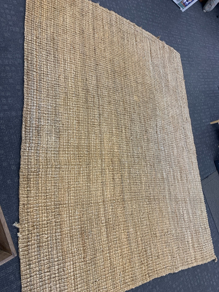 NWT JUTE NATURAL FIBER RUG.