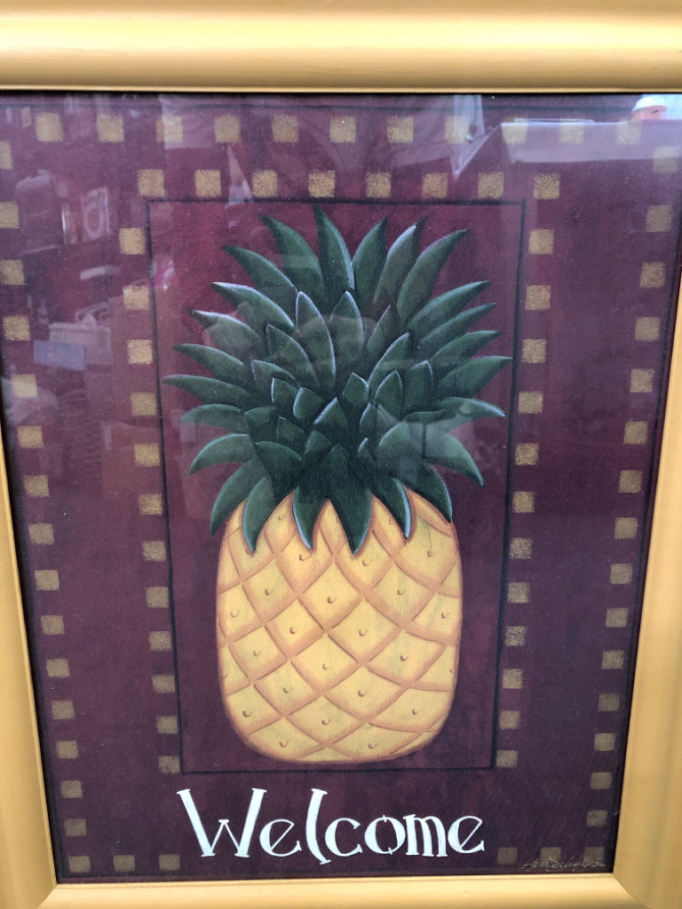 PRIMITIVE WELCOME PINEAPPLE PRINT IN TAN FRAME.