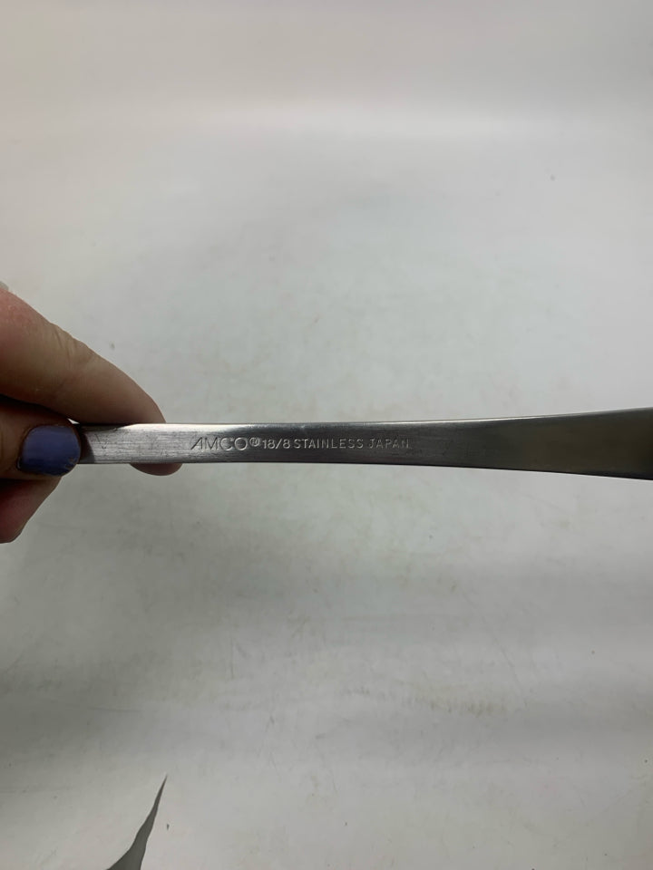 STAINLESS STEEL LADLE.