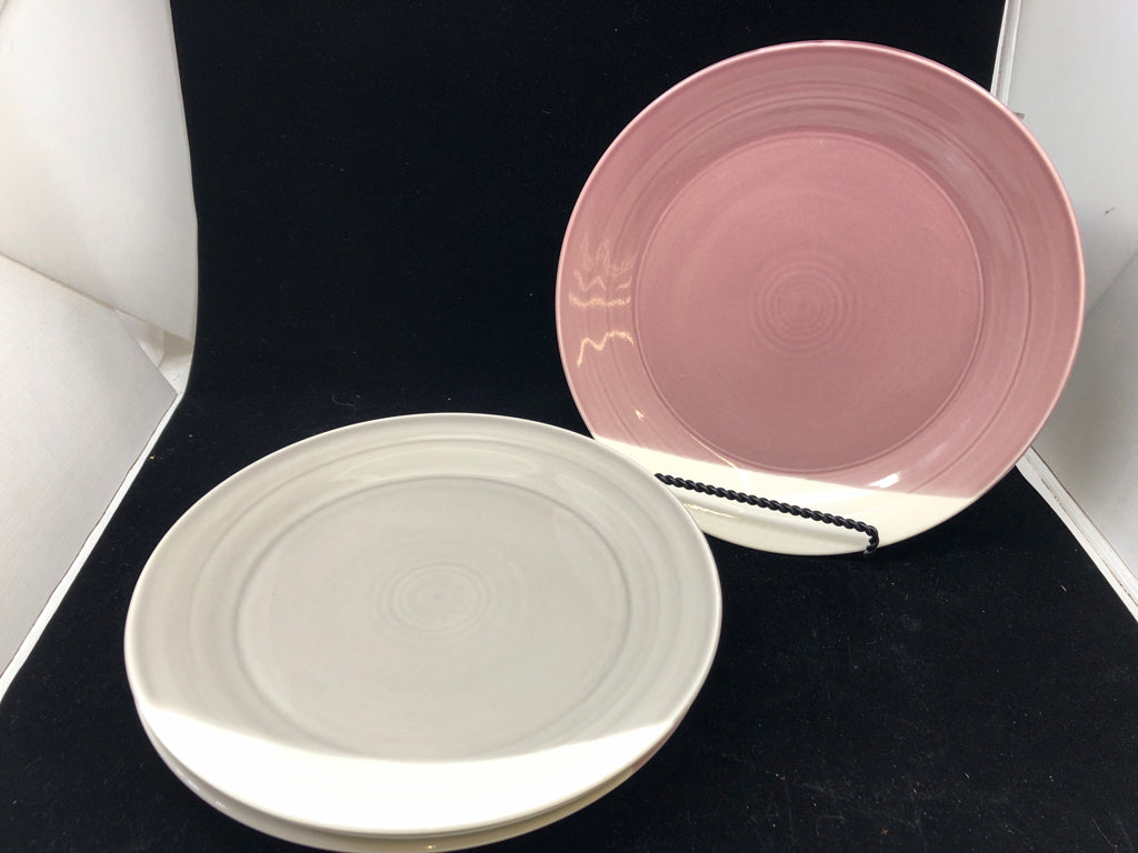 4 ROYAL DOULTON MAROON AND GRAY DINNER PLATES.