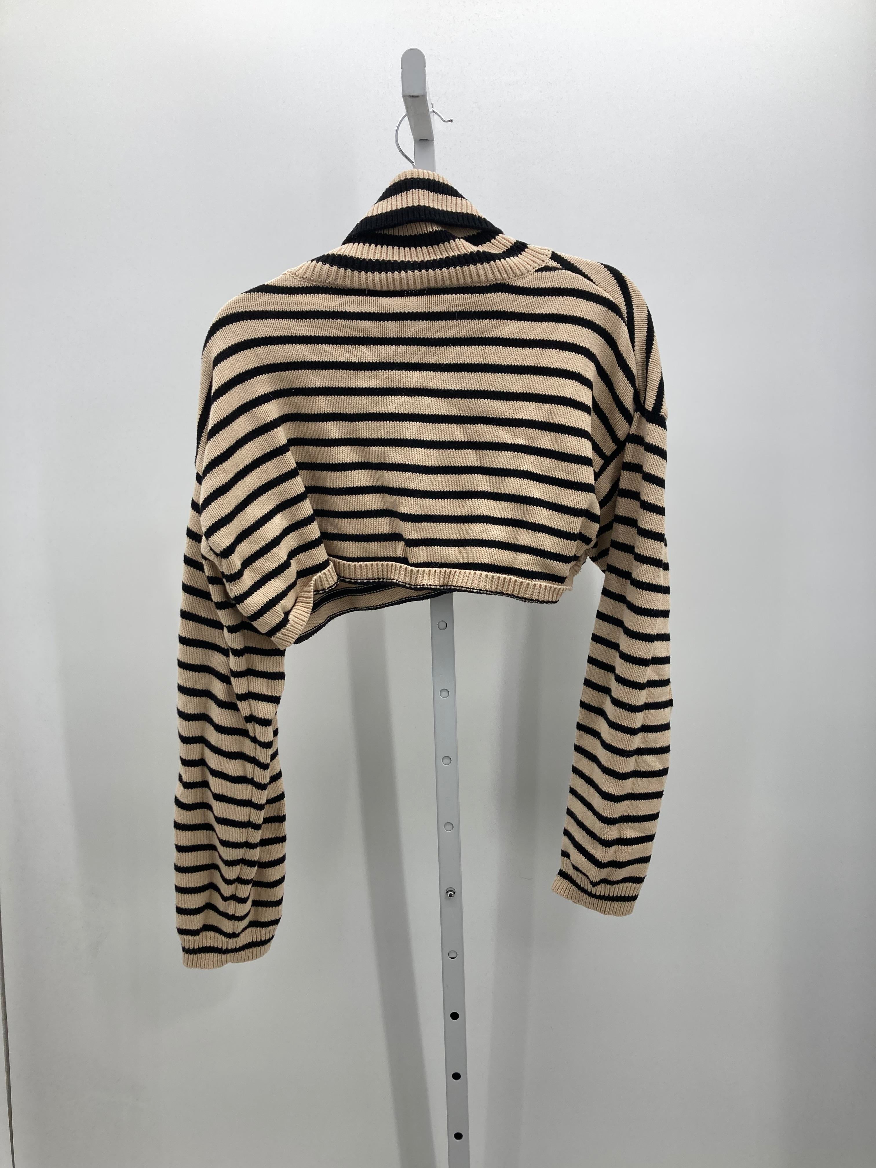Size Medium Juniors Long Sleeve Sweater