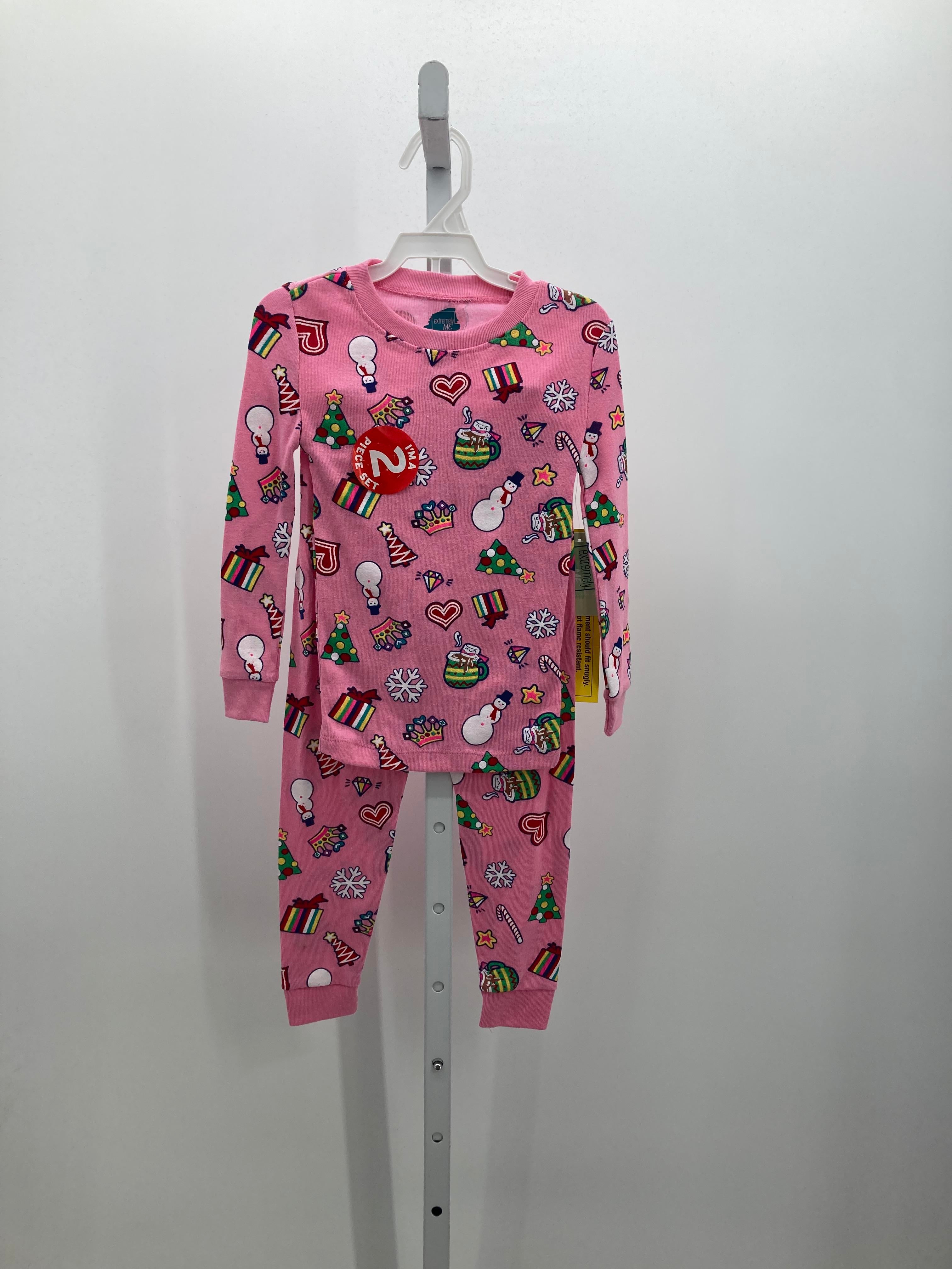 NEW PJS SNOW MEN HEARTS TREES