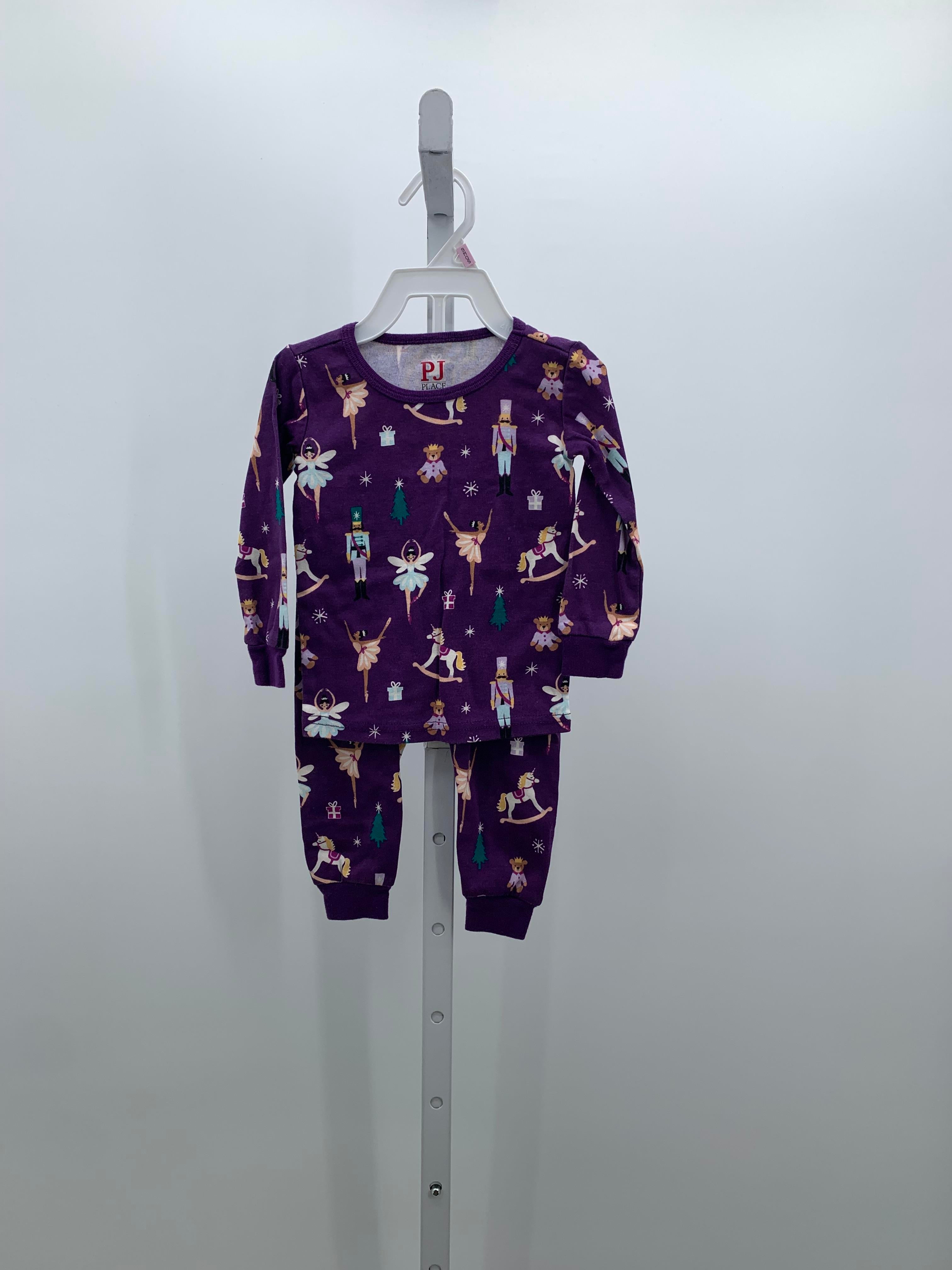 PAJAMAS NUTCRAKERS.