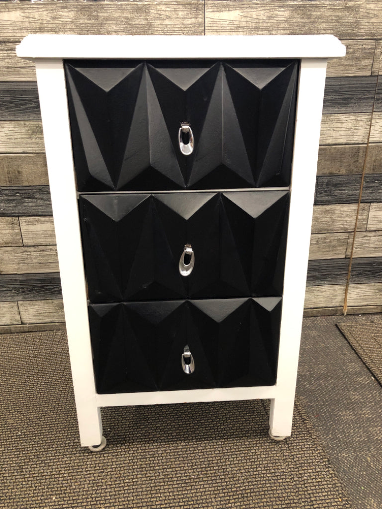 WHITE WOOD NIGHT STAND W/3 BLACK DRAWERS.