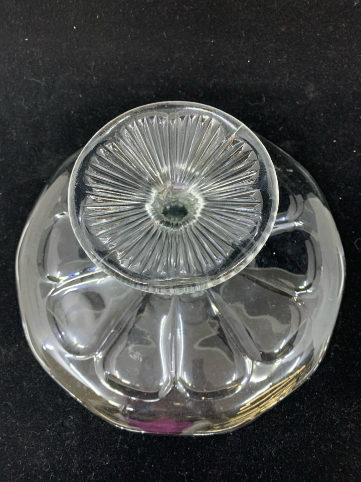 CLEAR GLASS FOOTED CAKE STAND.
