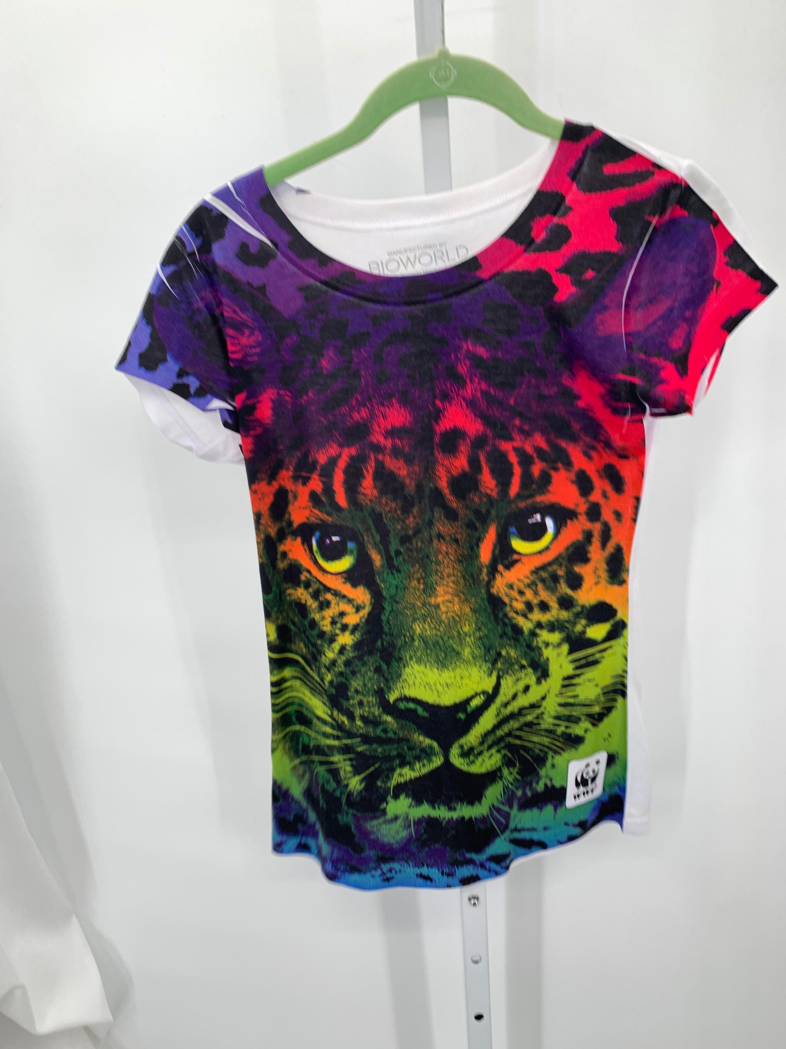 Size Medium Juniors Short Sleeve Shirt
