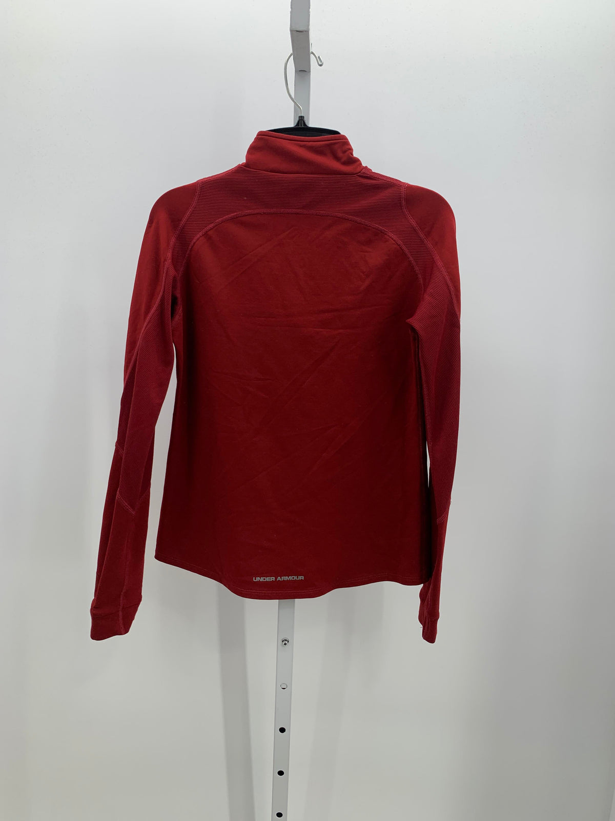 Under Armour Size Medium Misses Long Sleeve Shirt