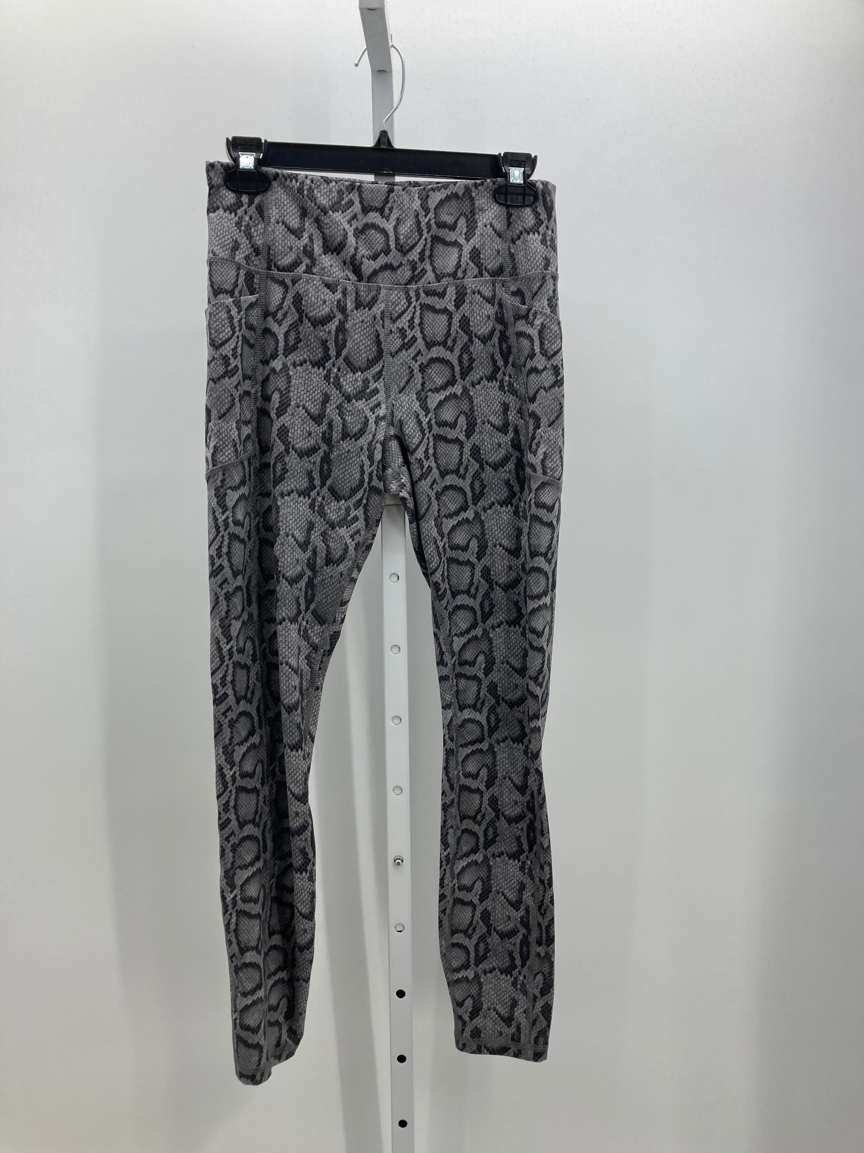 Avia Size Medium Misses Leggings