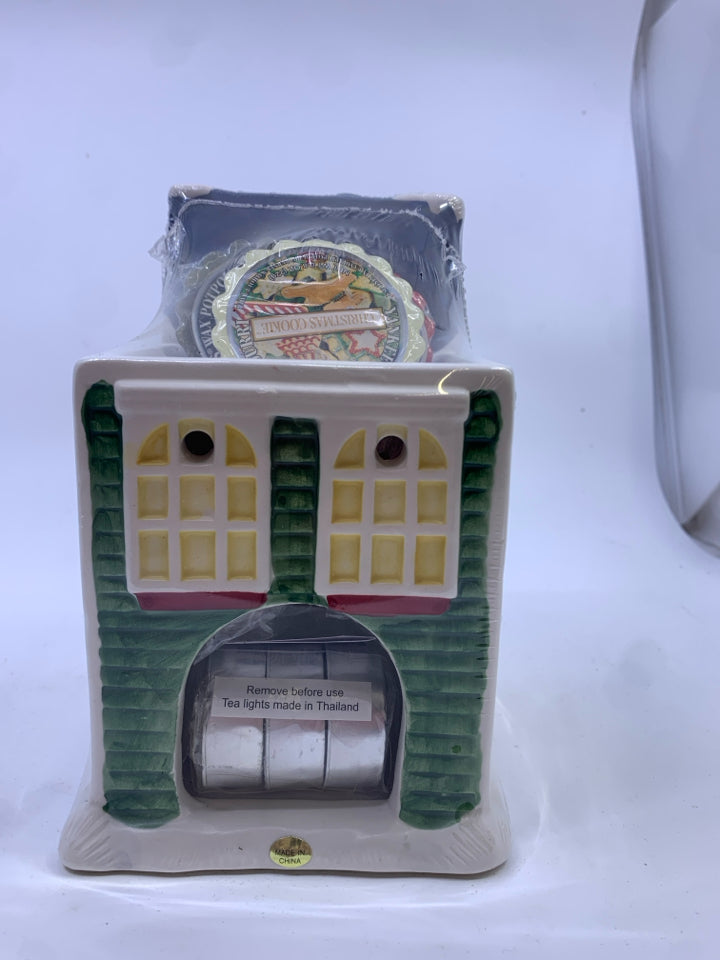 NIP CERAMIC CANDLE SHOPPE TEA LIGHT HOLDER YANKEE CANDLE + 3 SCENTS.