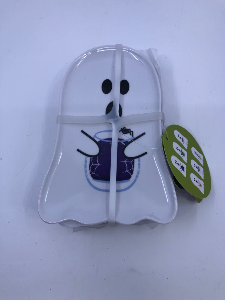 6 NIP GHOST APPETIZER PLATES.