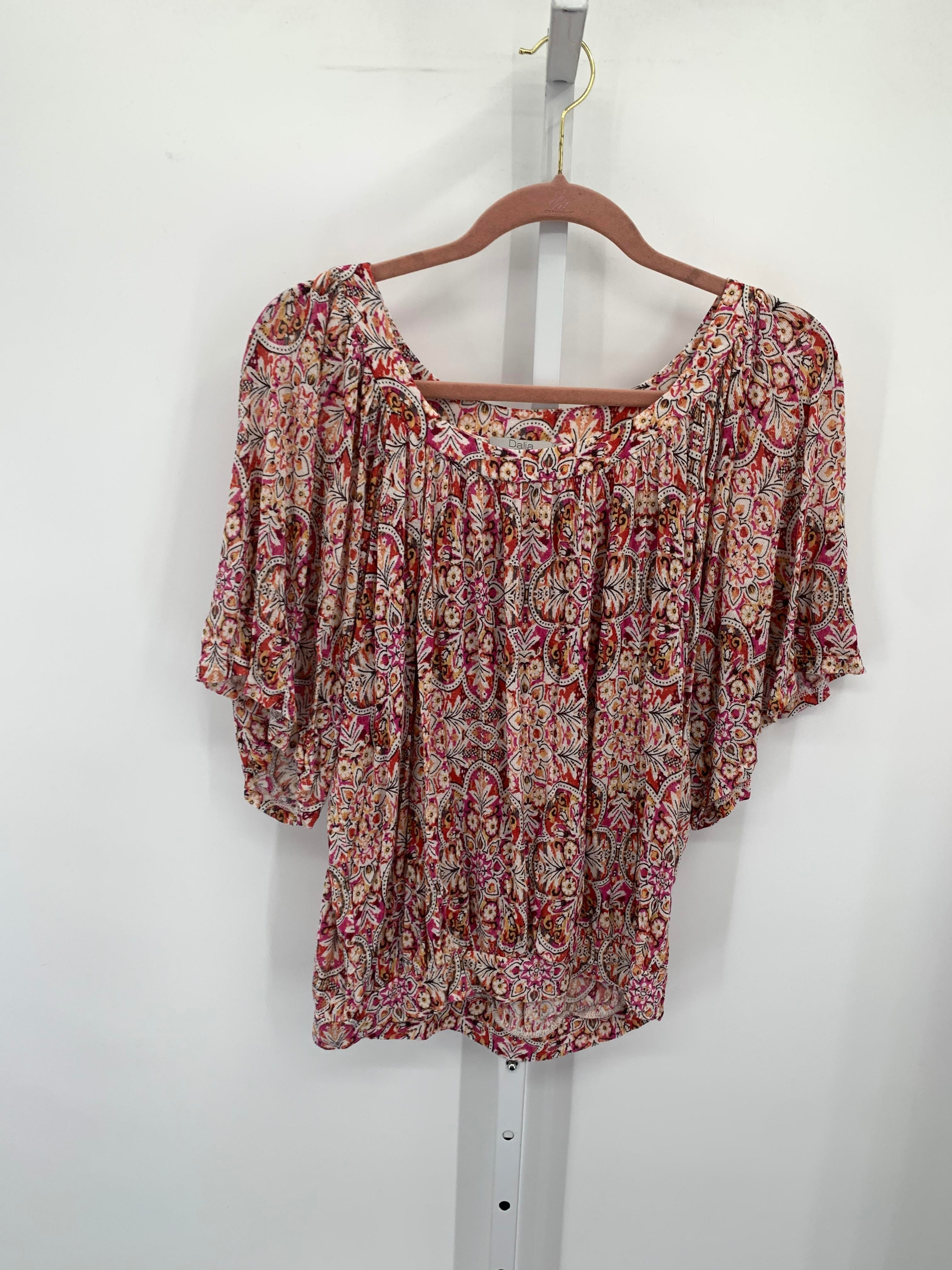 Dalia Collection Size Medium Misses Short Sleeve Shirt