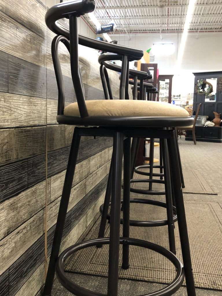 4 METAL + TAN CUSHIONS BAR STOOLS.