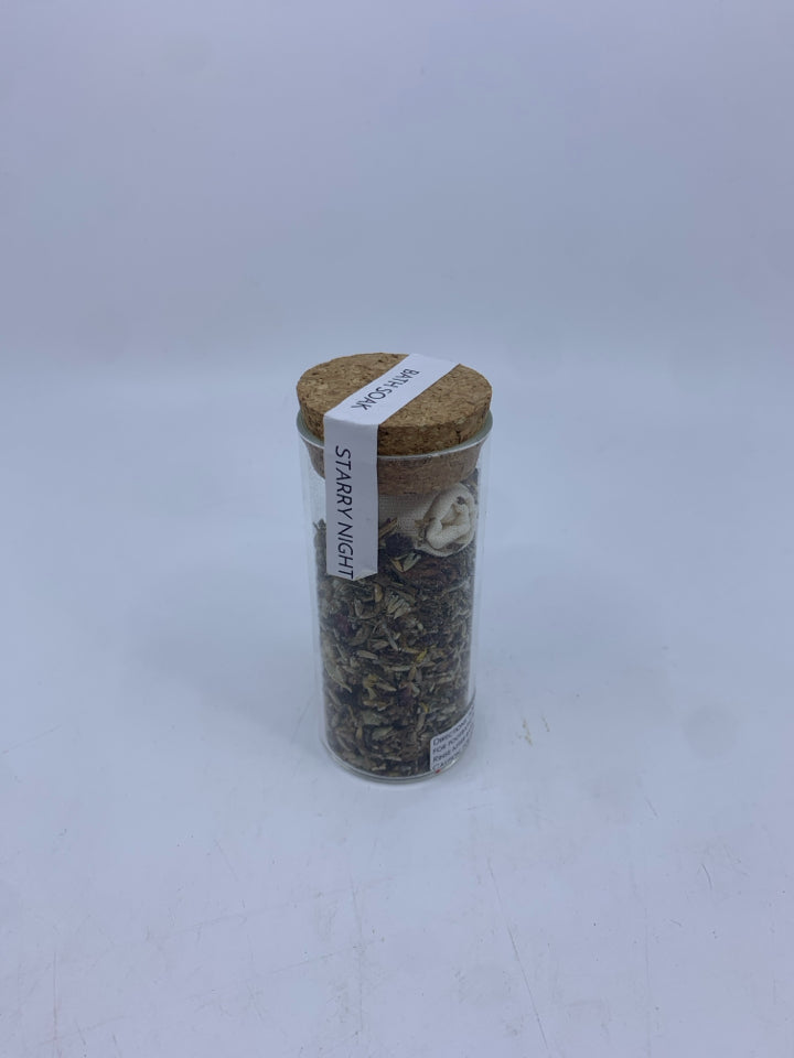 NIP STARRY NIGHT BATH SOAK.