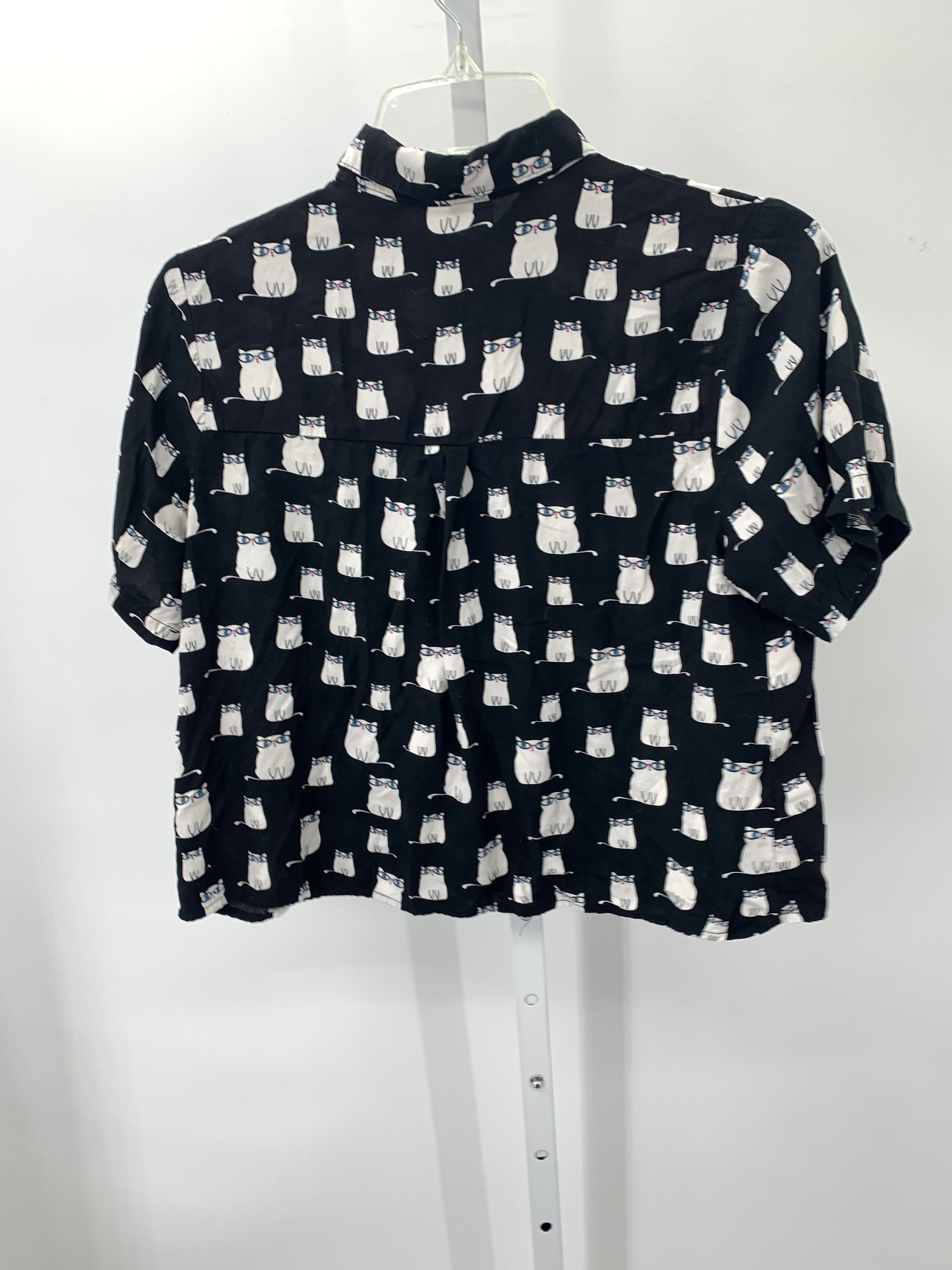 Love Notes Size Medium Juniors Short Sleeve Shirt