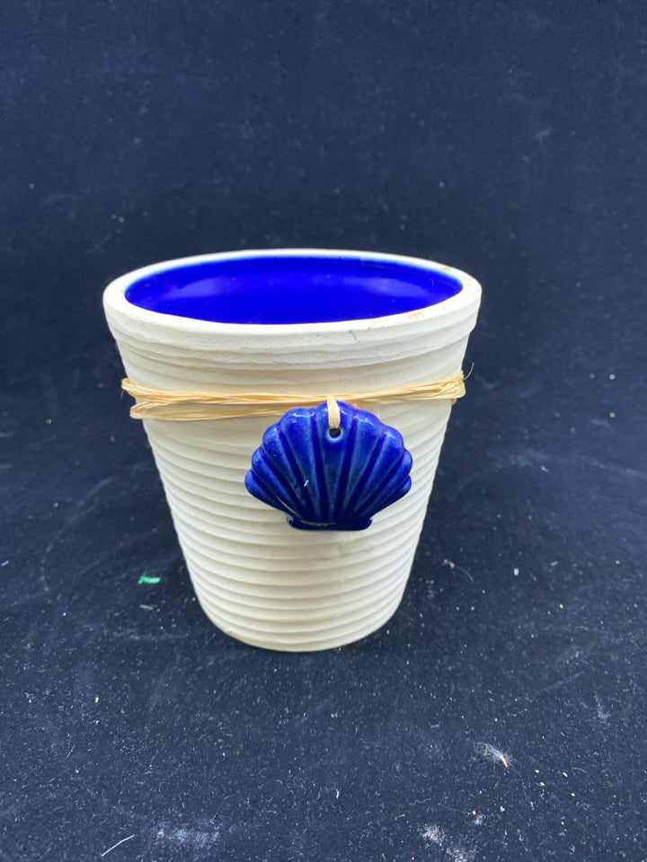 CREAM PLANTER W BLUE SEASHELL.