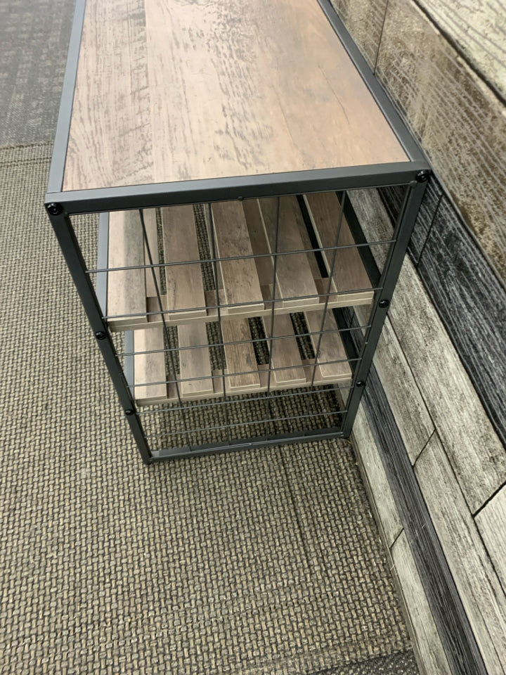 MODERN INDUSTRIAL SHOE-RACK W/GRAY WOOD & 2 SHELVES.