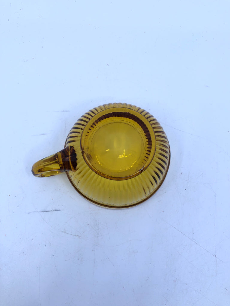 12 PC VTG AMBER GLASS TEACUP/SAUCER-SVC 6.