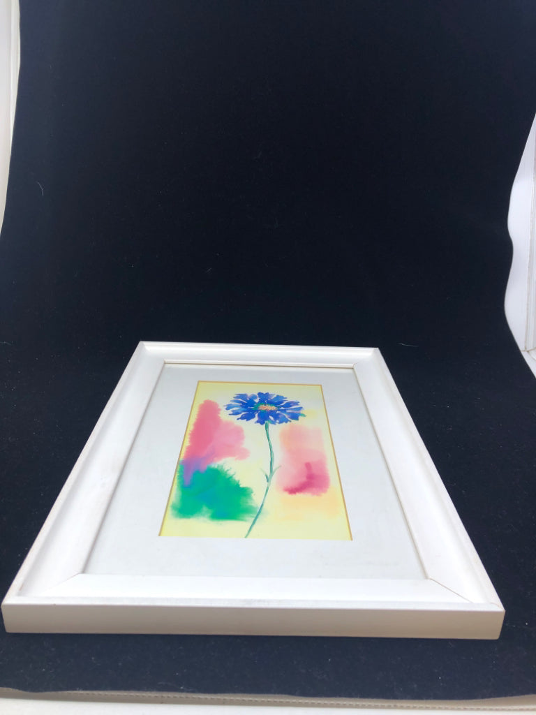 BLUE WATER COLOR FLORAL IN WHITE FRAME WALL ART.
