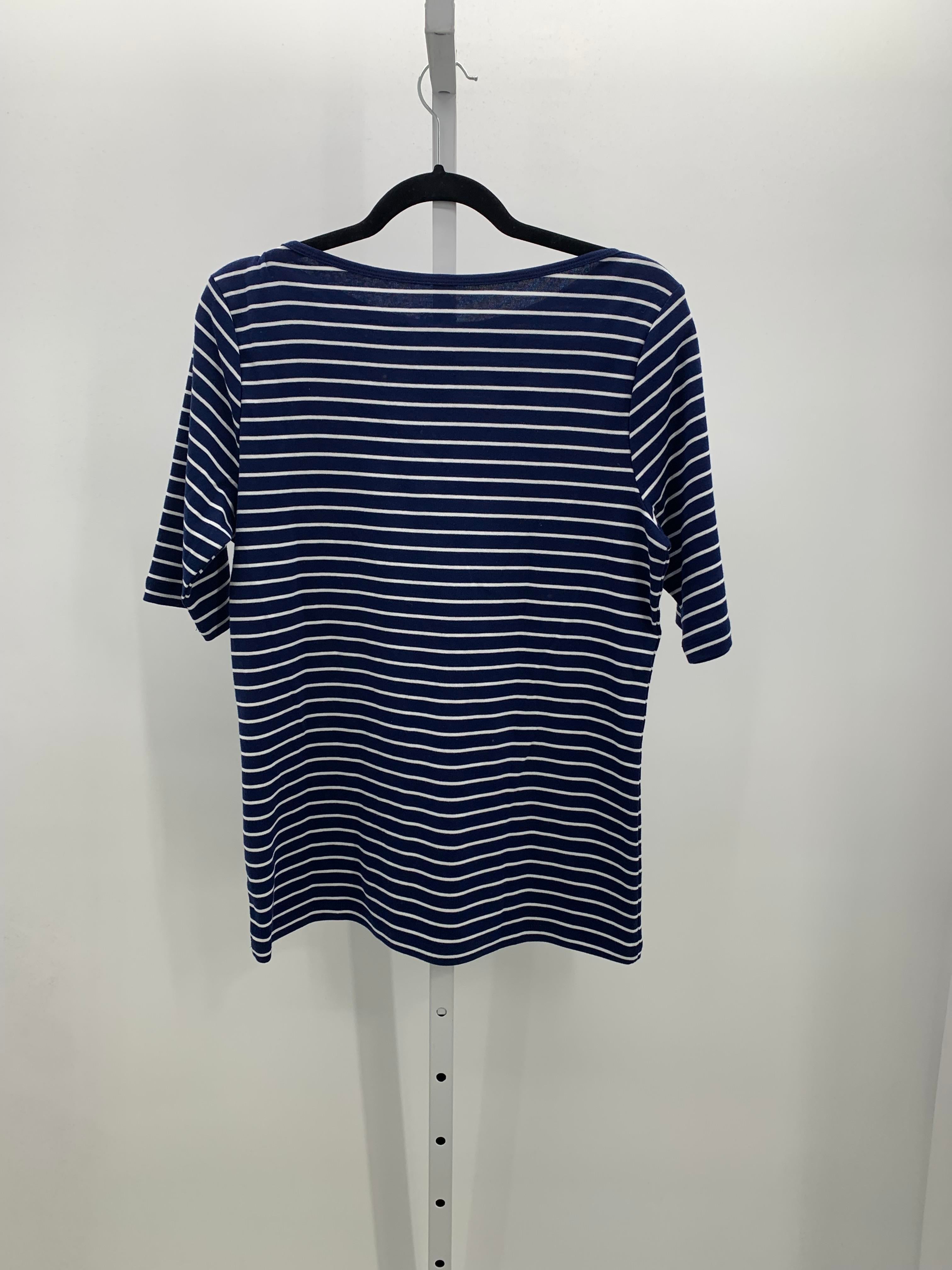 St. Johns Bay Size Large Misses Short Sleeve Shirt