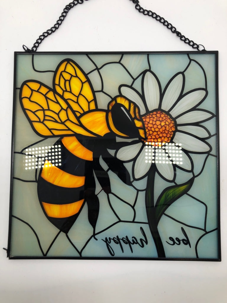 BEE HAPPY GLASS HANGING.