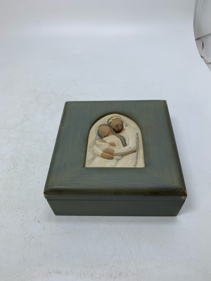 WOODEN MEMORY BOX "HOLY FAMILY" 2006.