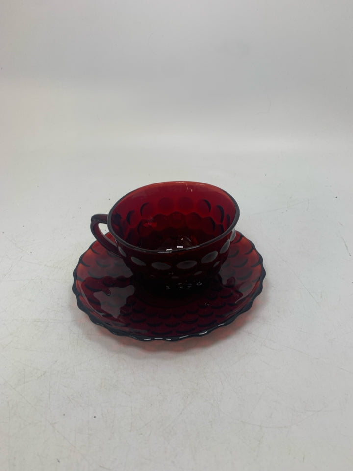 VTG RED BUBBLE DEPRESSION GLASS TEACUP.