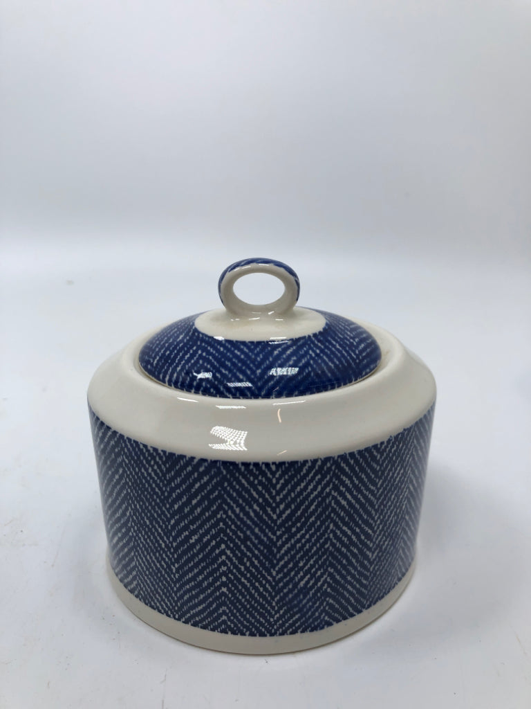 22PC BLUE DENIM PRINT DINNER SVC FOR 5.