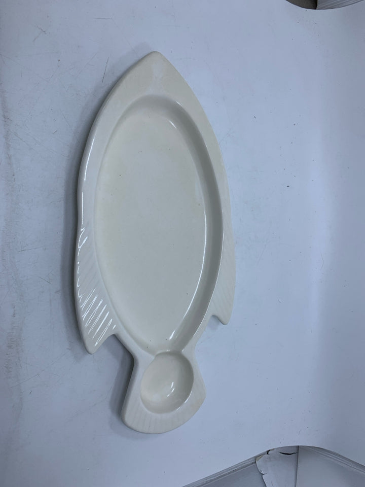 CREAM FISH SHAPED SERVING SHALLOW BOWL.
