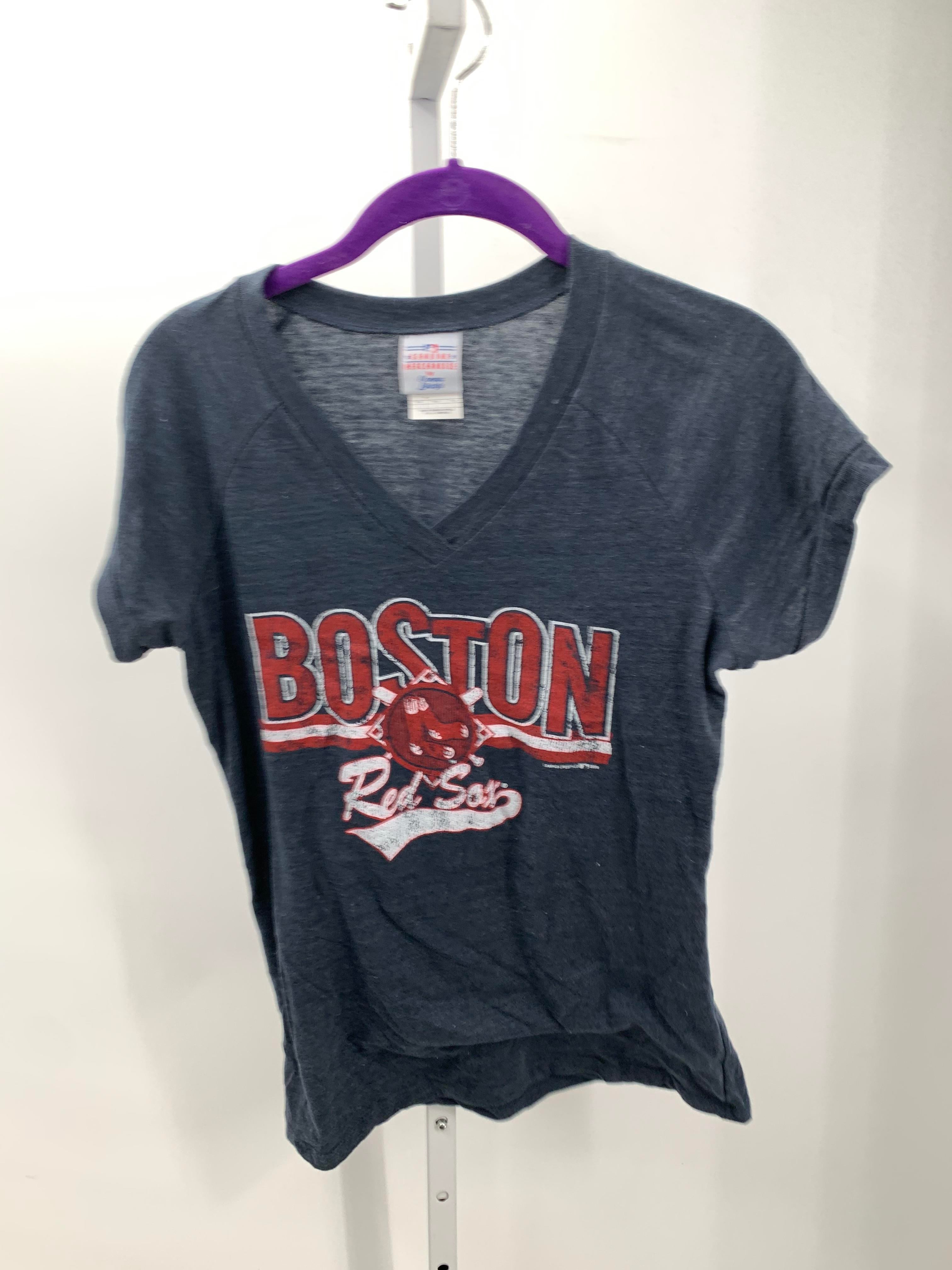 Genuine Merchandise Size Large Misses Short Sleeve Shirt